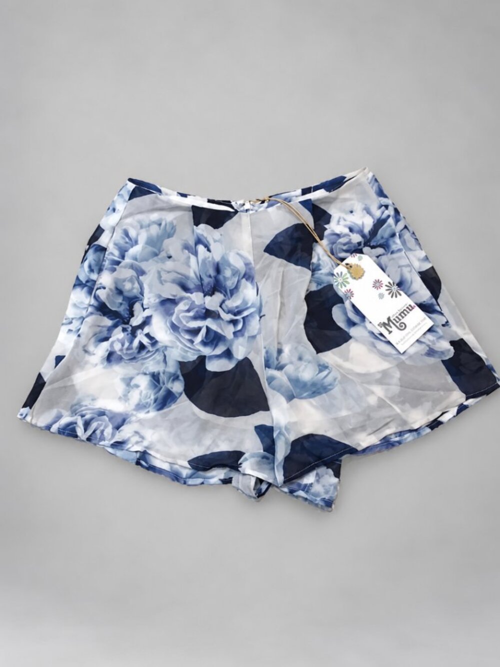 NWT Show Me Your Mumu Sawyer Blue Floral Flowy High Rise Shorts S